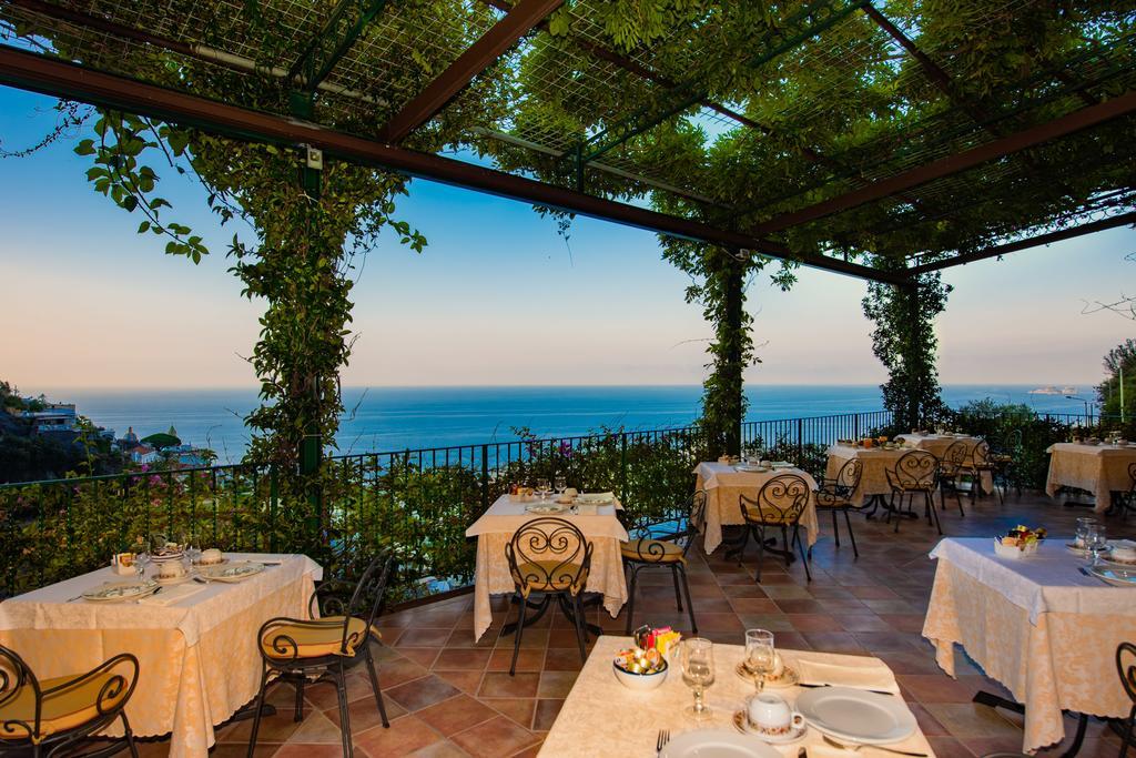 Hotel Pellegrino Praiano Exterior photo